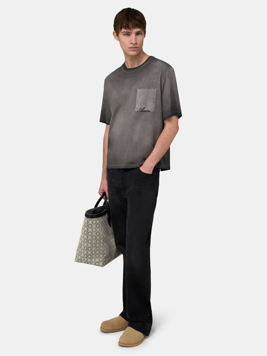 T-SHIRT À POCHES DÉCOLORÉ